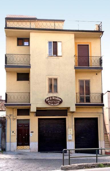 Monte Vulture Bed & Breakfast *
